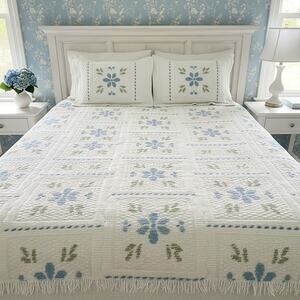 Vintage Blue White Chenille Bedspread Queen w 2 Shams-Floral Cottage-Farmhouse